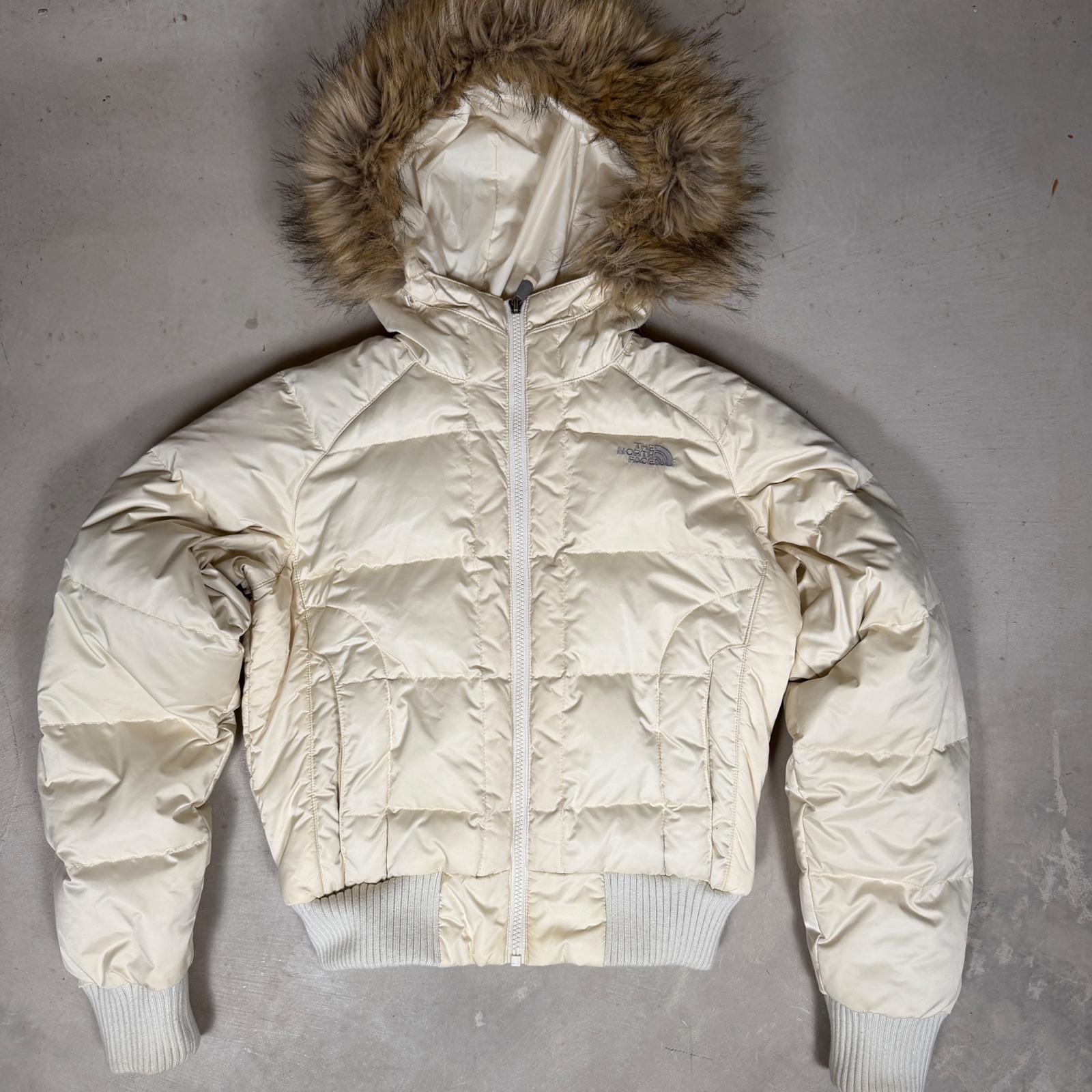The North Face 550 Down Puffer Jacket Cream Faux Fur Hood Womens Small Bomber